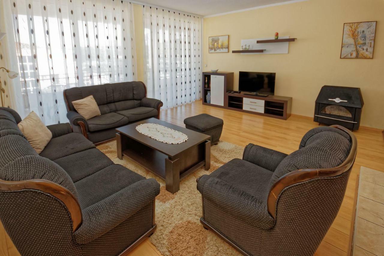 Apartments Ajla Utjeha Εξωτερικό φωτογραφία