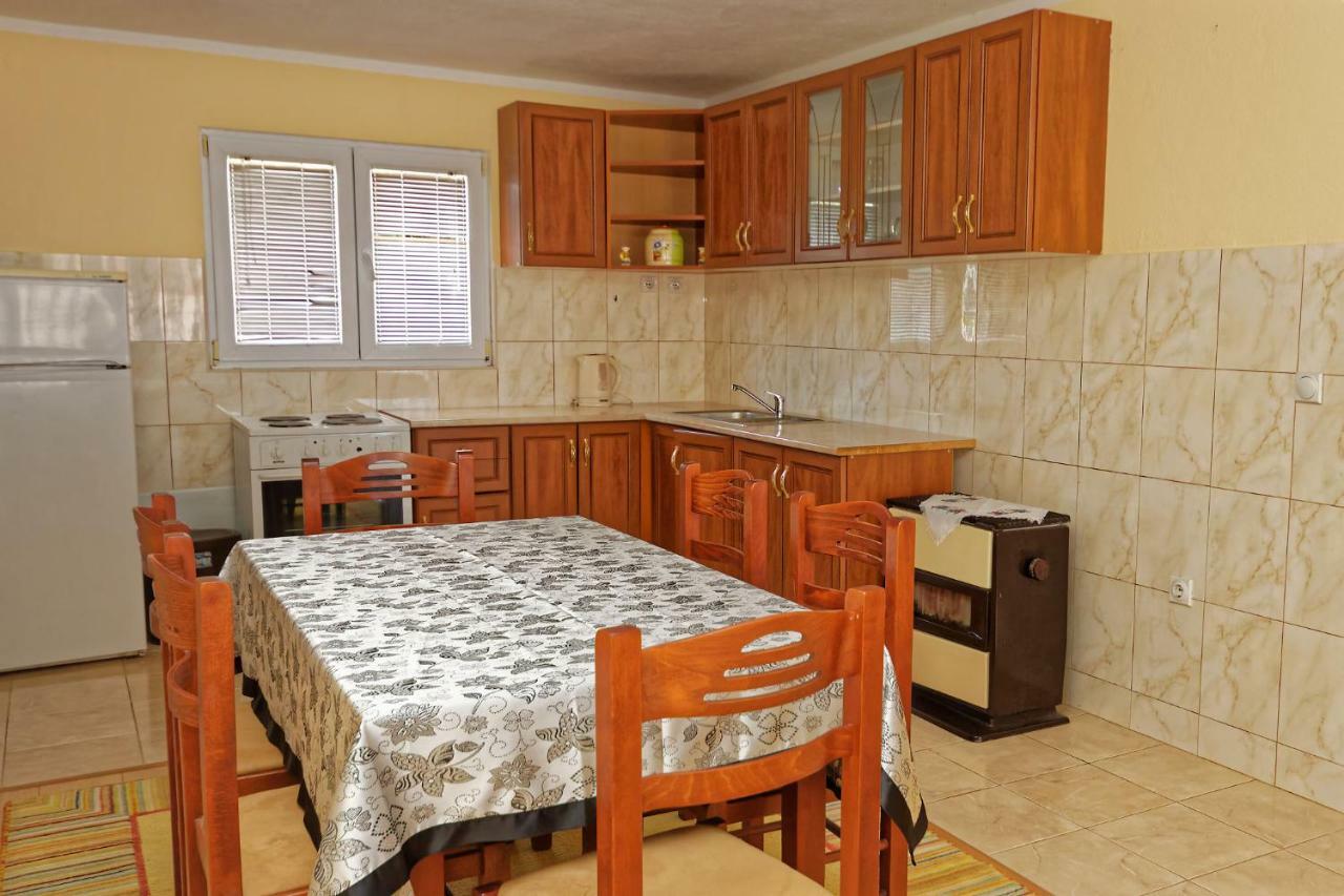 Apartments Ajla Utjeha Εξωτερικό φωτογραφία