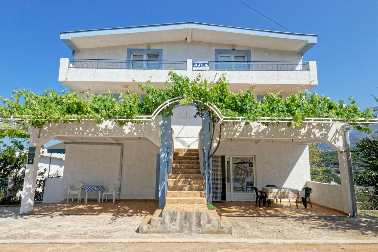 Apartments Ajla Utjeha Εξωτερικό φωτογραφία