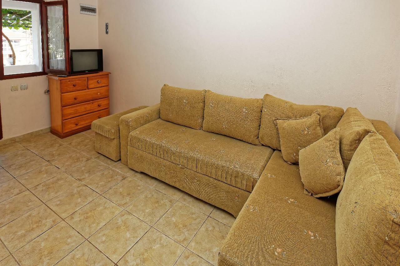 Apartments Ajla Utjeha Εξωτερικό φωτογραφία
