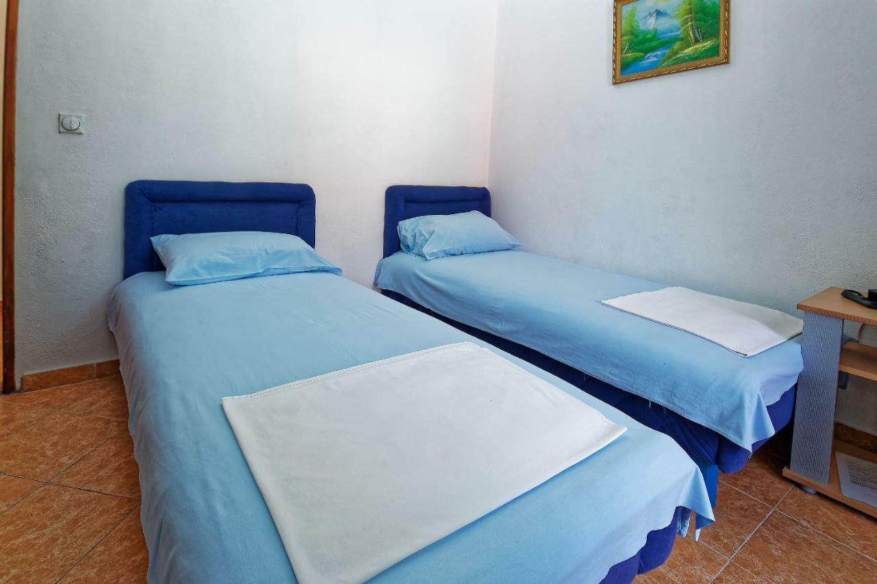 Apartments Ajla Utjeha Εξωτερικό φωτογραφία