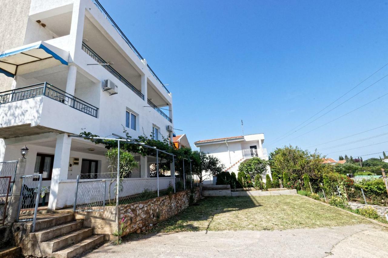 Apartments Ajla Utjeha Εξωτερικό φωτογραφία