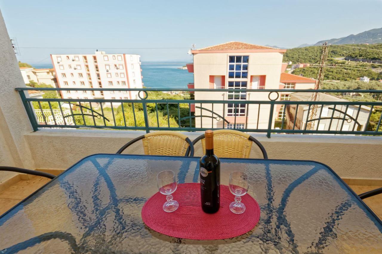 Apartments Ajla Utjeha Εξωτερικό φωτογραφία