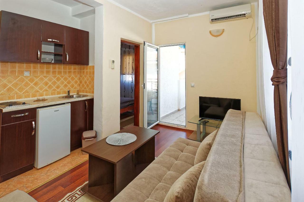 Apartments Ajla Utjeha Εξωτερικό φωτογραφία